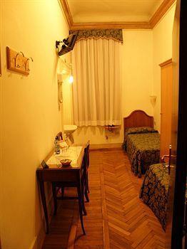 Fava Hotel Venecia